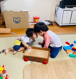 仲良し2歳5歳.jpg