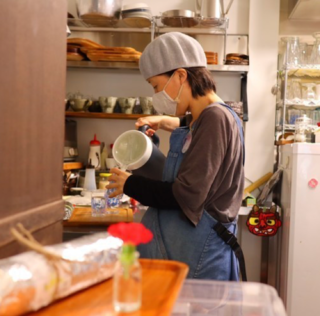 妊娠8か月店主.png